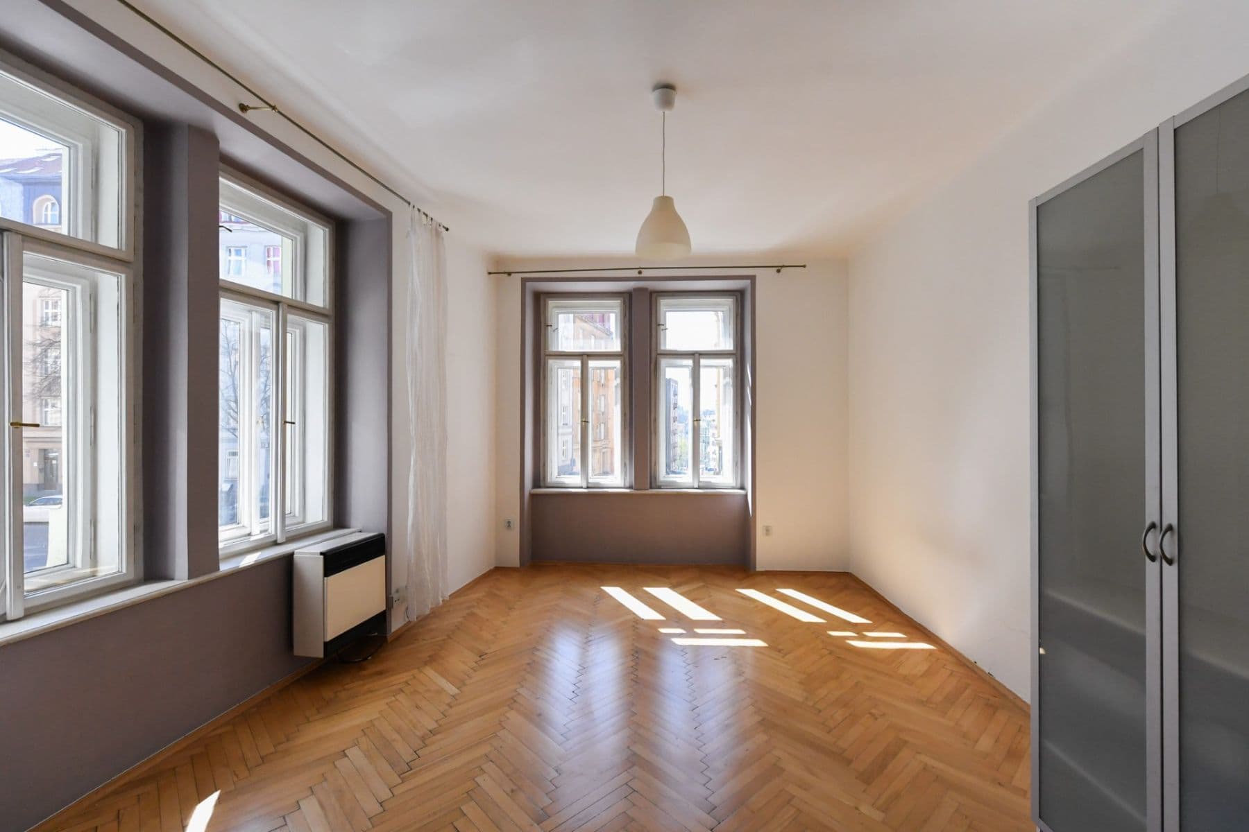Prenájom bytu 2-izbový 53 m², Slovinská, Praha, Praha Prenájom bytu 2-izbový 53 m², Slovinská, Praha, Praha