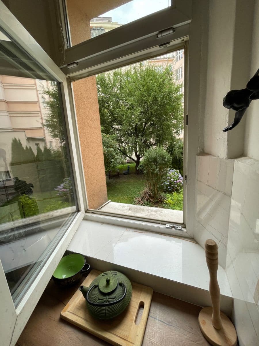 Prenájom bytu 2-izbový 42 m², Pivovarnická, Praha, Praha Prenájom bytu 2-izbový 42 m², Pivovarnická, Praha, Praha