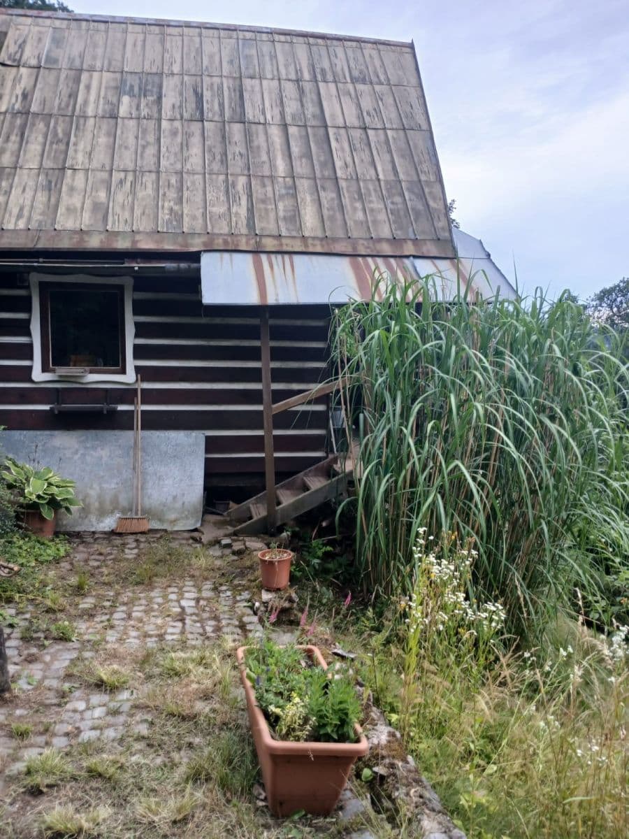 Predaj rekreačného objektu 25 m², pozemok 545 m², Svoboda nad Úpou, Královéhradecký kraj Predaj rekreačného objektu 25 m², pozemok 545 m², Svoboda nad Úpou, Královéhradecký kraj
