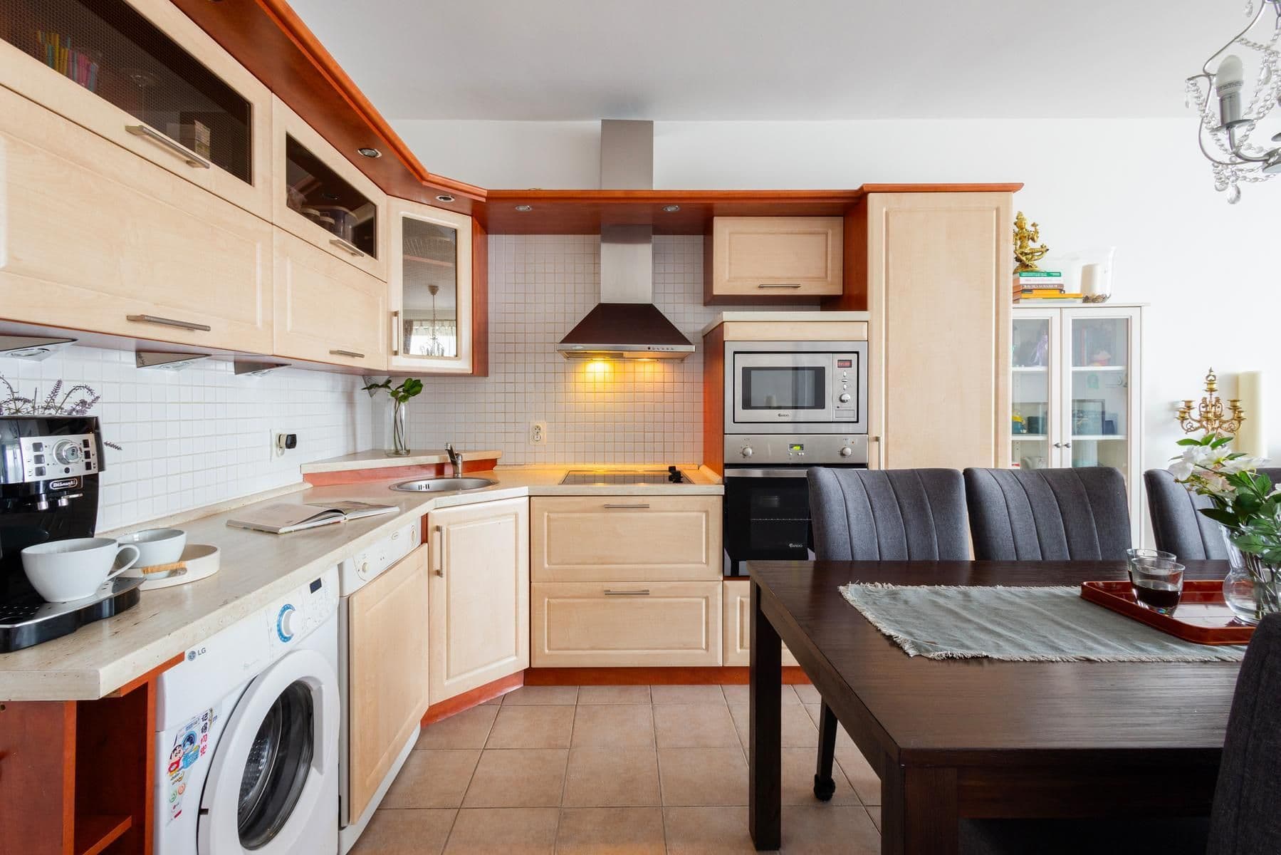 Predaj bytu 3-izbový 74 m², Za Devítkou, Jinočany, Středočeský kraj Predaj bytu 3-izbový 74 m², Za Devítkou, Jinočany, Středočeský kraj