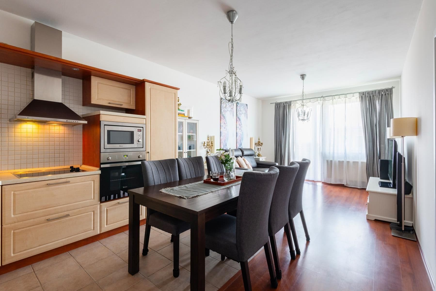Predaj bytu 3-izbový 74 m², Za Devítkou, Jinočany, Středočeský kraj Predaj bytu 3-izbový 74 m², Za Devítkou, Jinočany, Středočeský kraj