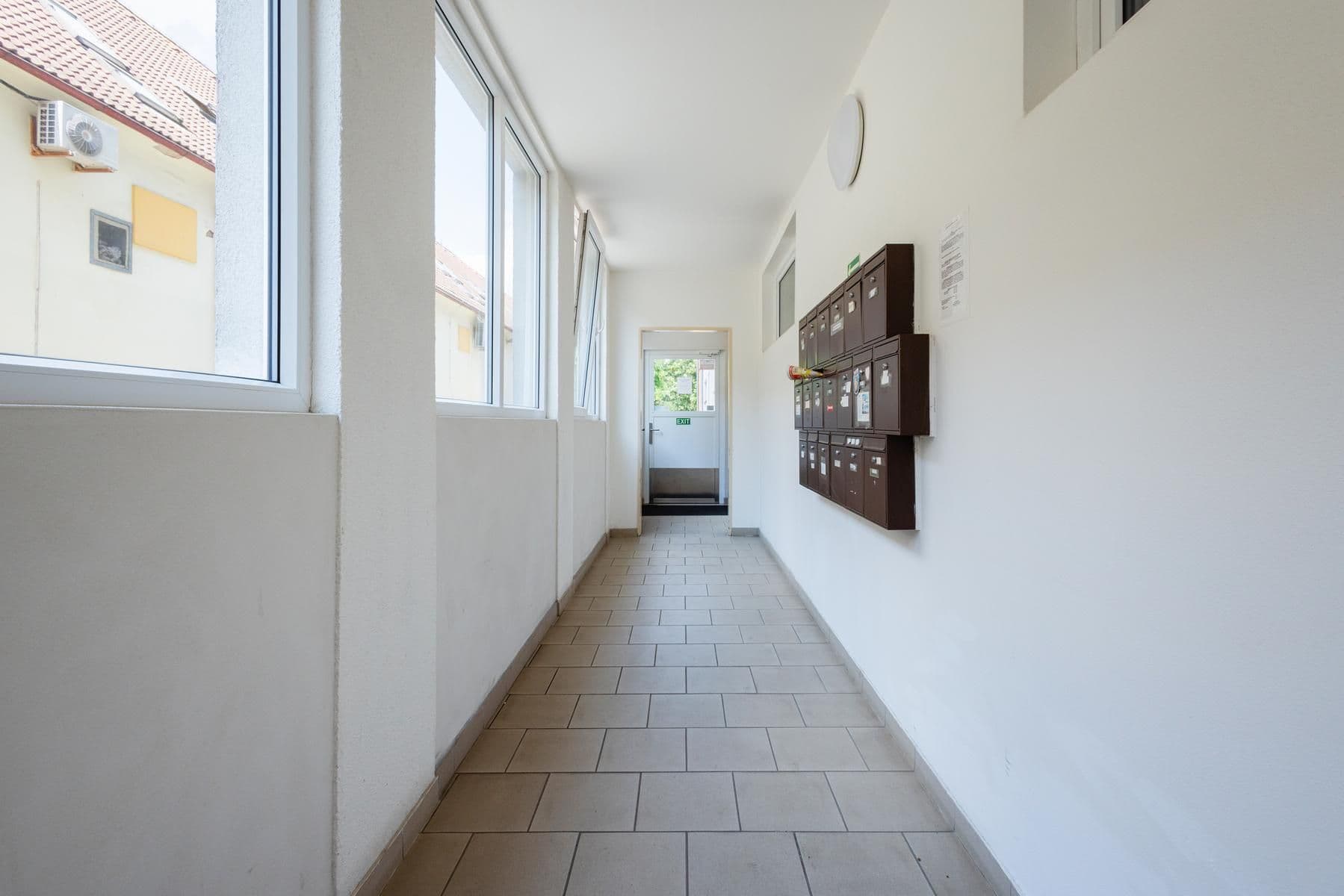 Predaj bytu 3-izbový 74 m², Za Devítkou, Jinočany, Středočeský kraj Predaj bytu 3-izbový 74 m², Za Devítkou, Jinočany, Středočeský kraj