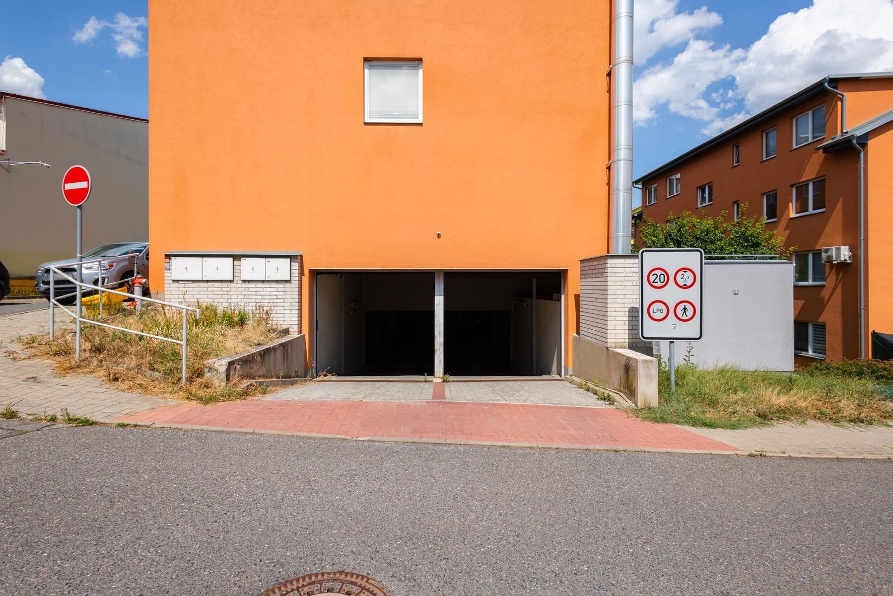 Predaj bytu 3-izbový 74 m², Za Devítkou, Jinočany, Středočeský kraj Predaj bytu 3-izbový 74 m², Za Devítkou, Jinočany, Středočeský kraj