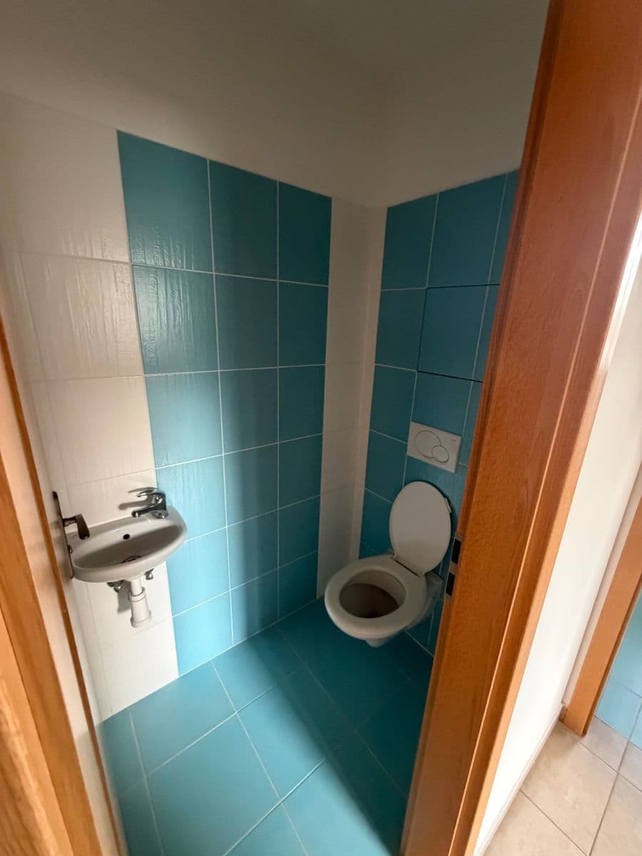 Prenájom bytu 3-izbový 61 m², Na Lhotkách, Praha, Praha Prenájom bytu 3-izbový 61 m², Na Lhotkách, Praha, Praha