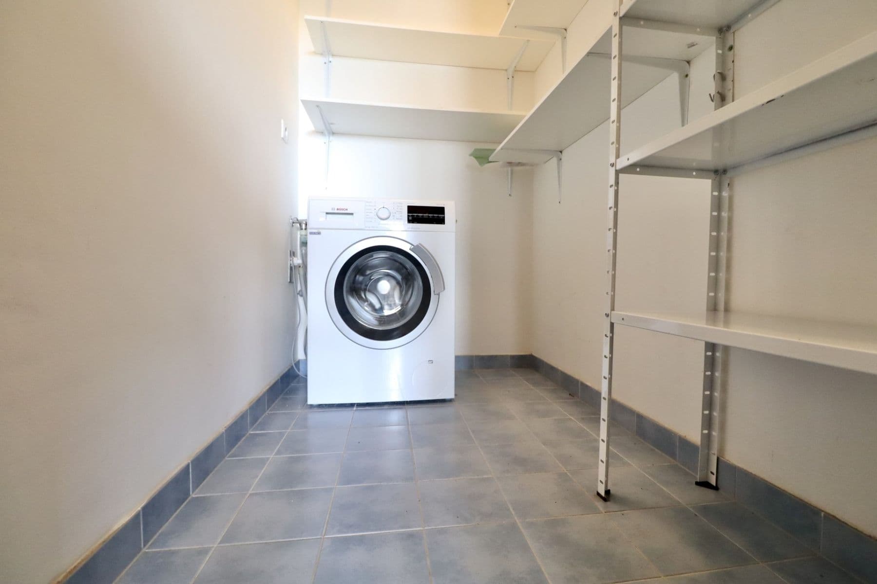 Prenájom bytu 2-izbový 64 m², Za zámečkem, Praha, Praha Prenájom bytu 2-izbový 64 m², Za zámečkem, Praha, Praha