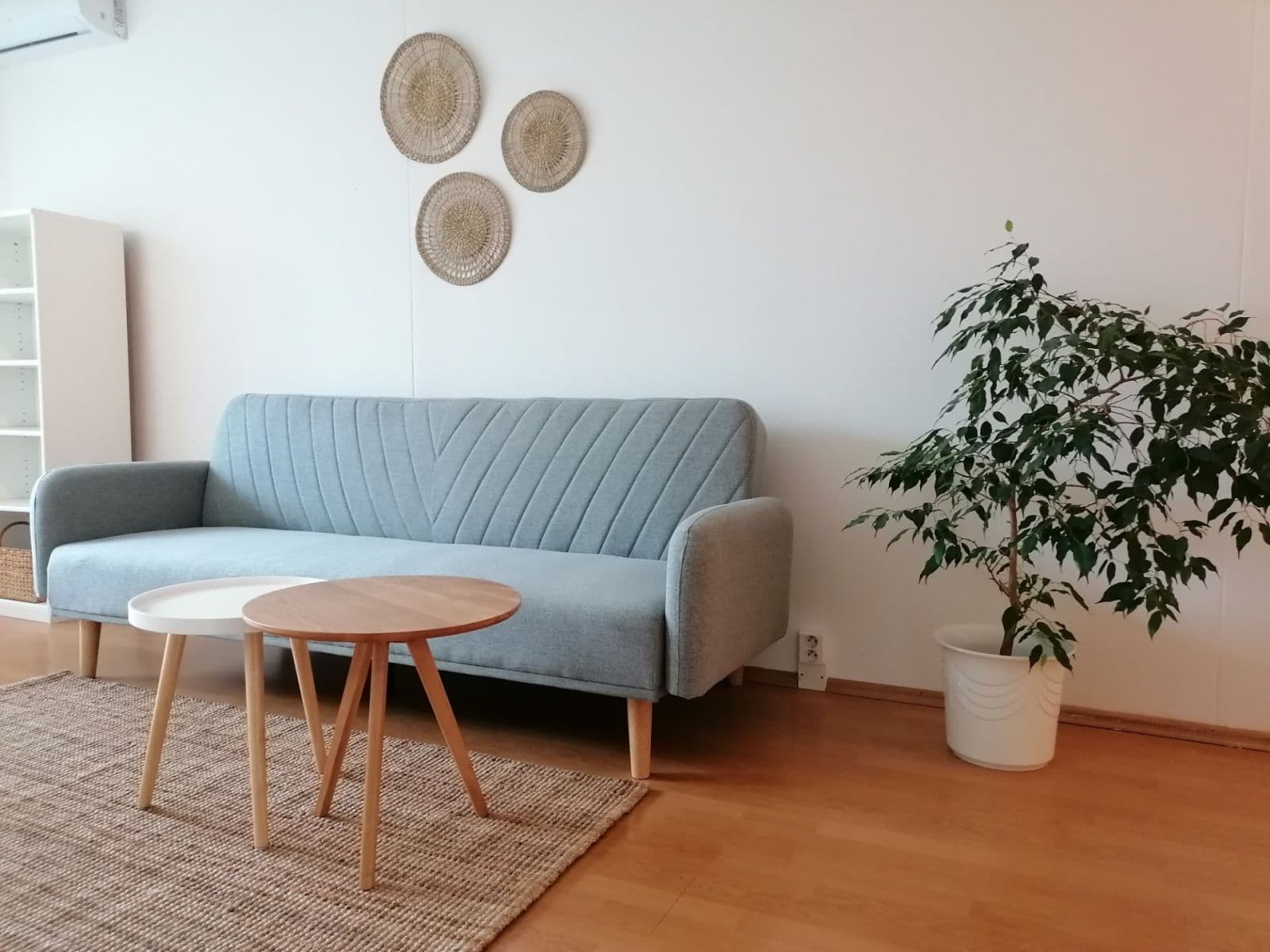 Prenájom bytu 1-izbový 42 m², Kuzmányho, Košice - mestská časť Staré Mesto, Košický kraj Prenájom bytu 1-izbový 42 m², Kuzmányho, Košice - mestská časť Staré Mesto, Košický kraj