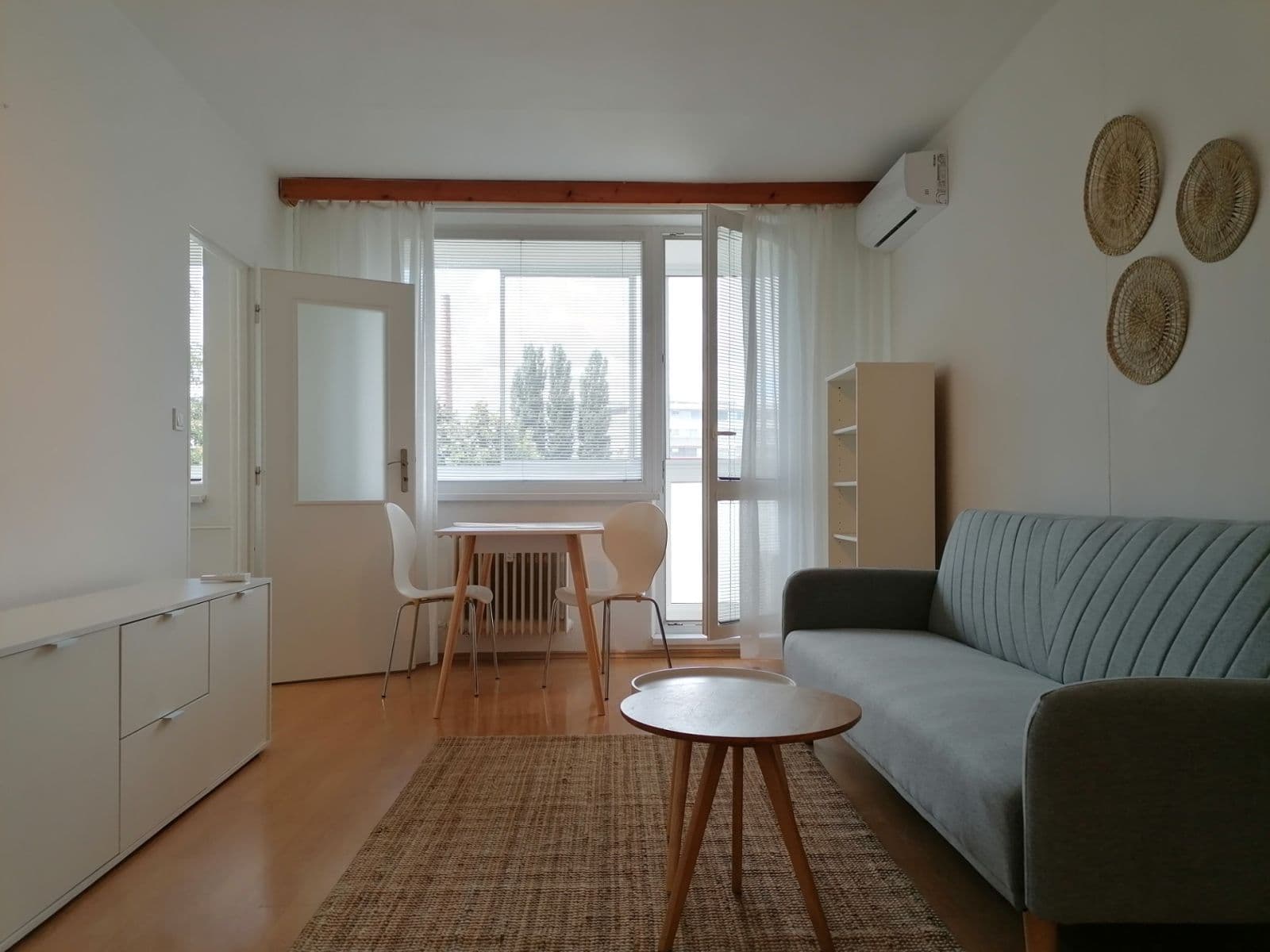 Prenájom bytu 1-izbový 42 m², Kuzmányho, Košice - mestská časť Staré Mesto, Košický kraj Prenájom bytu 1-izbový 42 m², Kuzmányho, Košice - mestská časť Staré Mesto, Košický kraj
