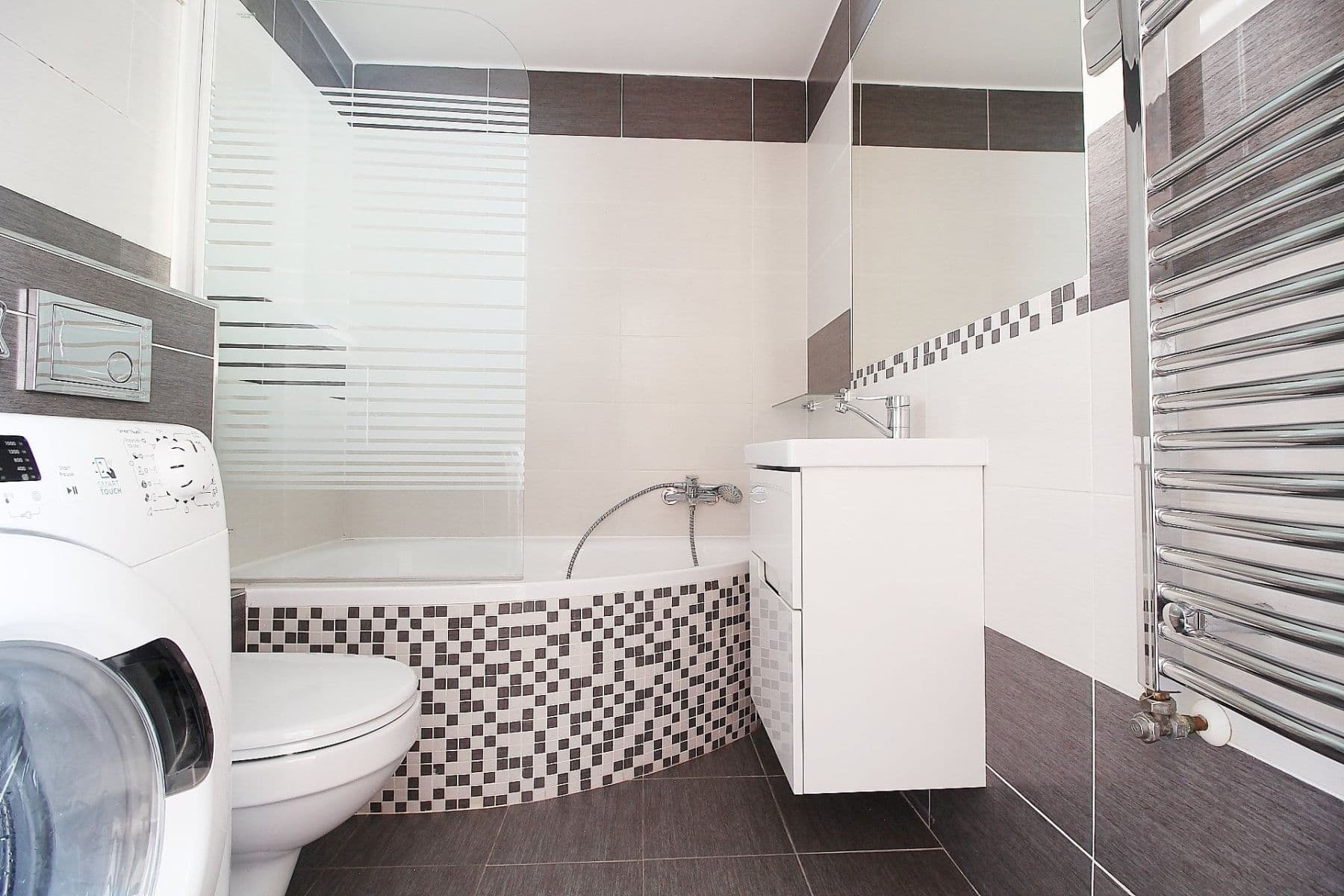 Prenájom bytu 1-izbový 35 m², Teplická, Praha, Praha Prenájom bytu 1-izbový 35 m², Teplická, Praha, Praha