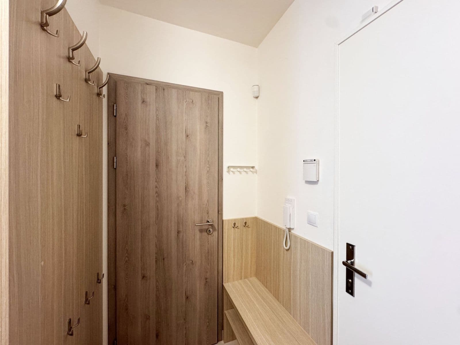 Prenájom bytu 1-izbový 32 m², Toufarova, Praha, Praha Prenájom bytu 1-izbový 32 m², Toufarova, Praha, Praha