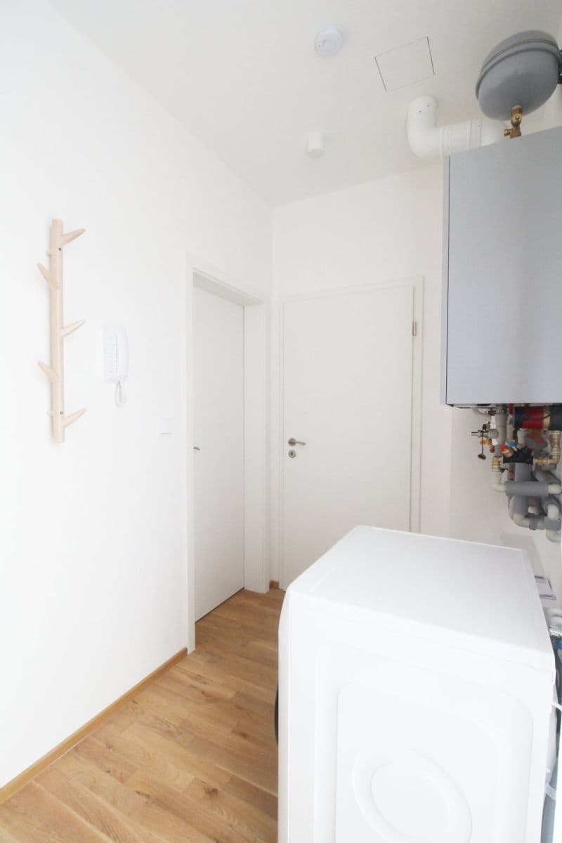 Prenájom bytu 2-izbový 38 m², Nad Rokoskou, Praha, Praha Prenájom bytu 2-izbový 38 m², Nad Rokoskou, Praha, Praha