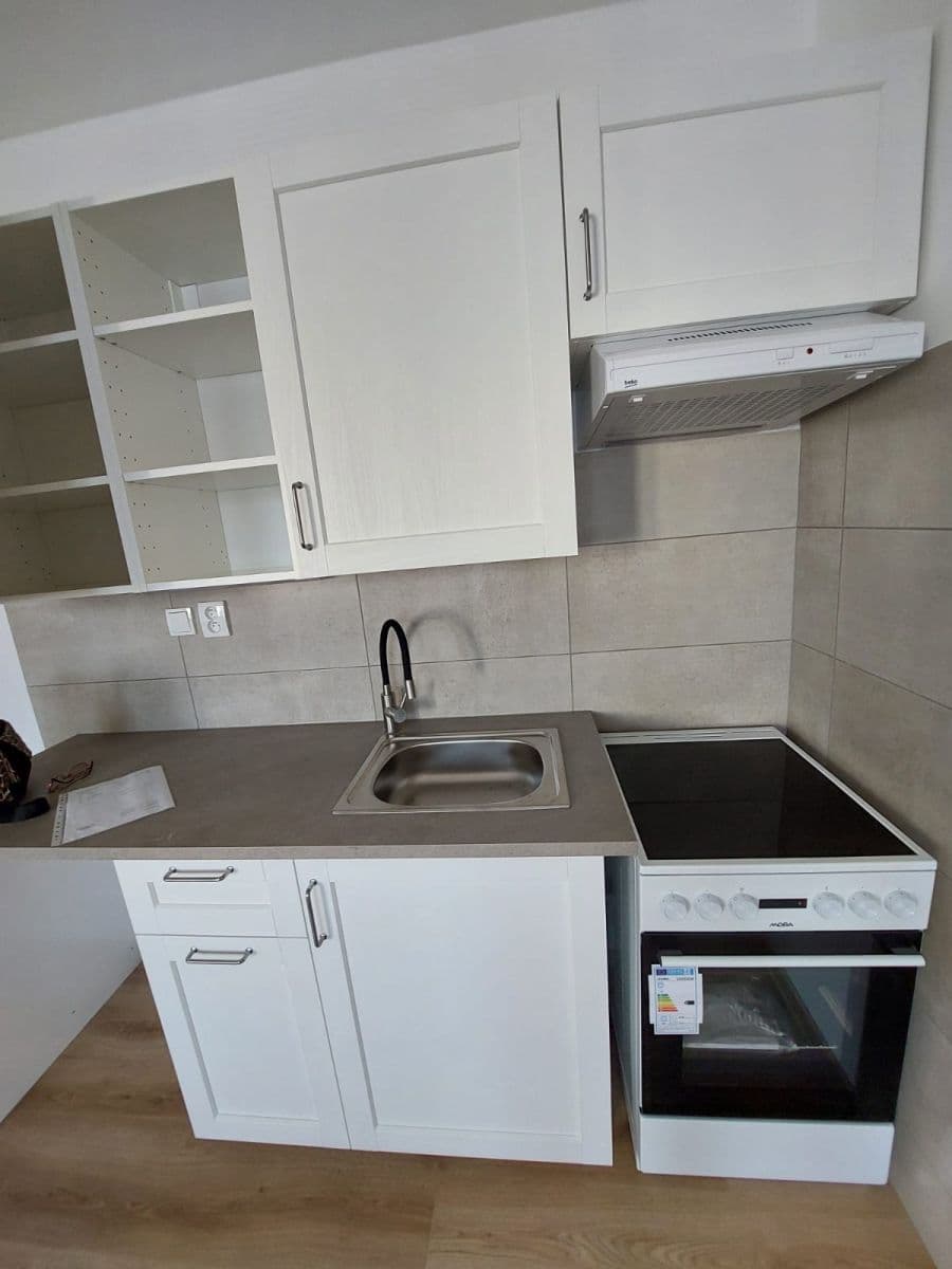 Prenájom bytu 1-izbový 33 m², Trocnovská, Tachov, Plzeňský kraj Prenájom bytu 1-izbový 33 m², Trocnovská, Tachov, Plzeňský kraj