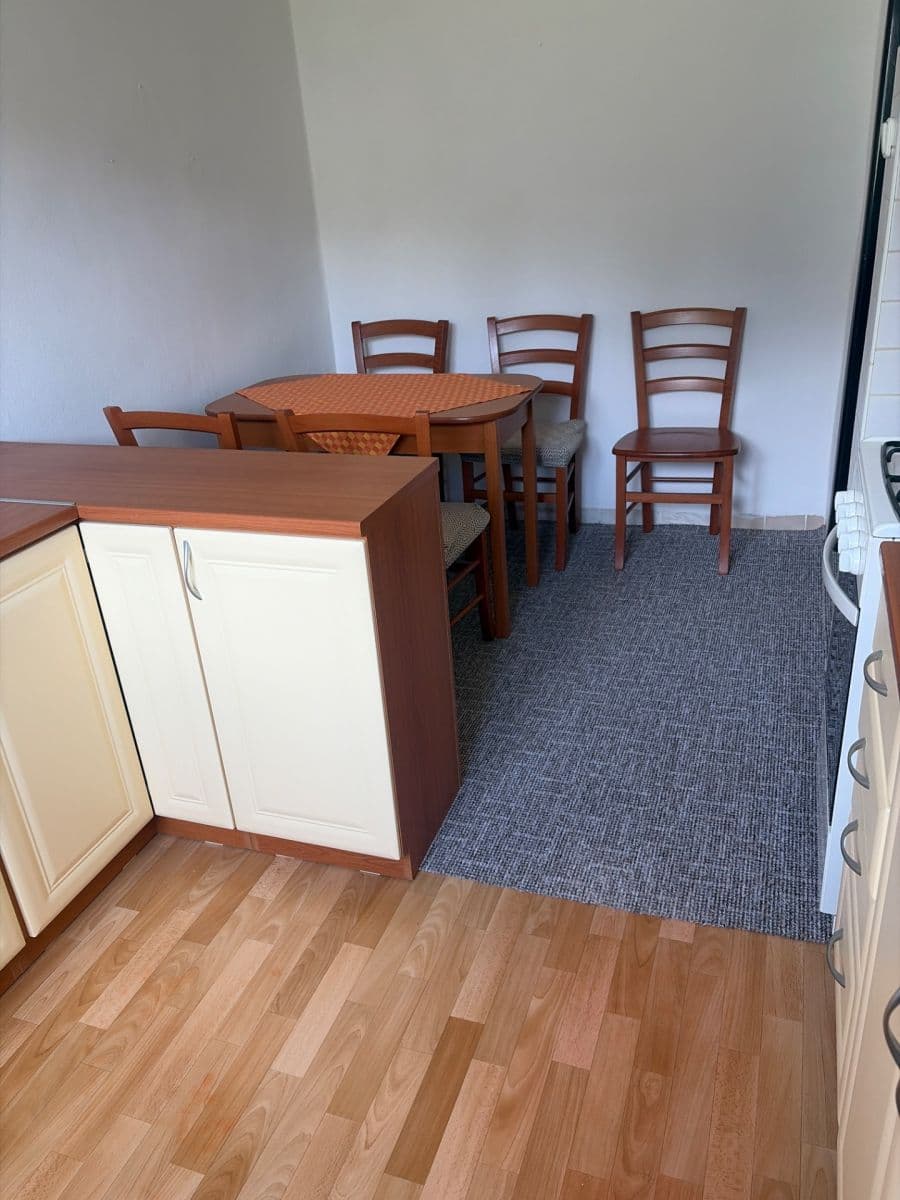 Predaj bytu 2-izbový 63 m², Májová, Meziboří, Ústecký kraj Predaj bytu 2-izbový 63 m², Májová, Meziboří, Ústecký kraj