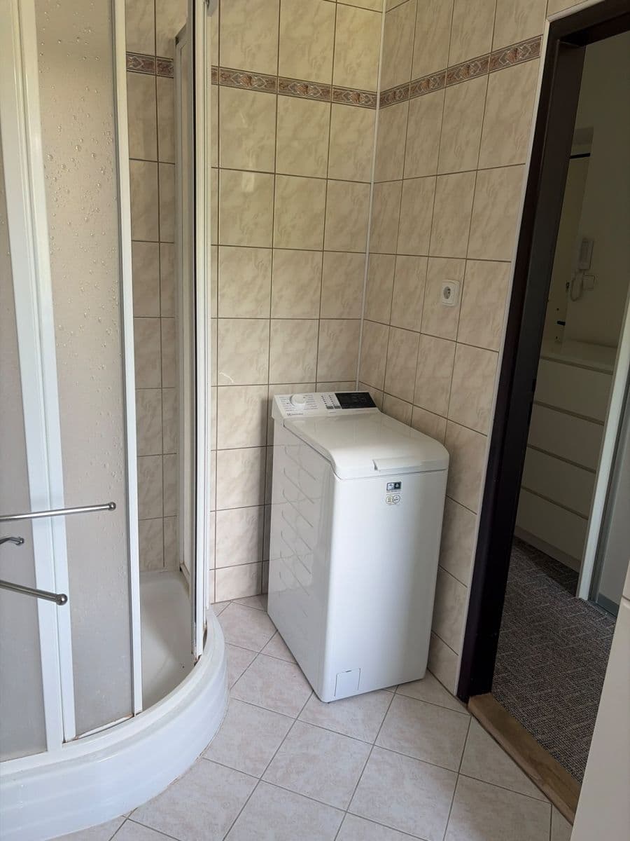 Predaj bytu 2-izbový 63 m², Májová, Meziboří, Ústecký kraj Predaj bytu 2-izbový 63 m², Májová, Meziboří, Ústecký kraj