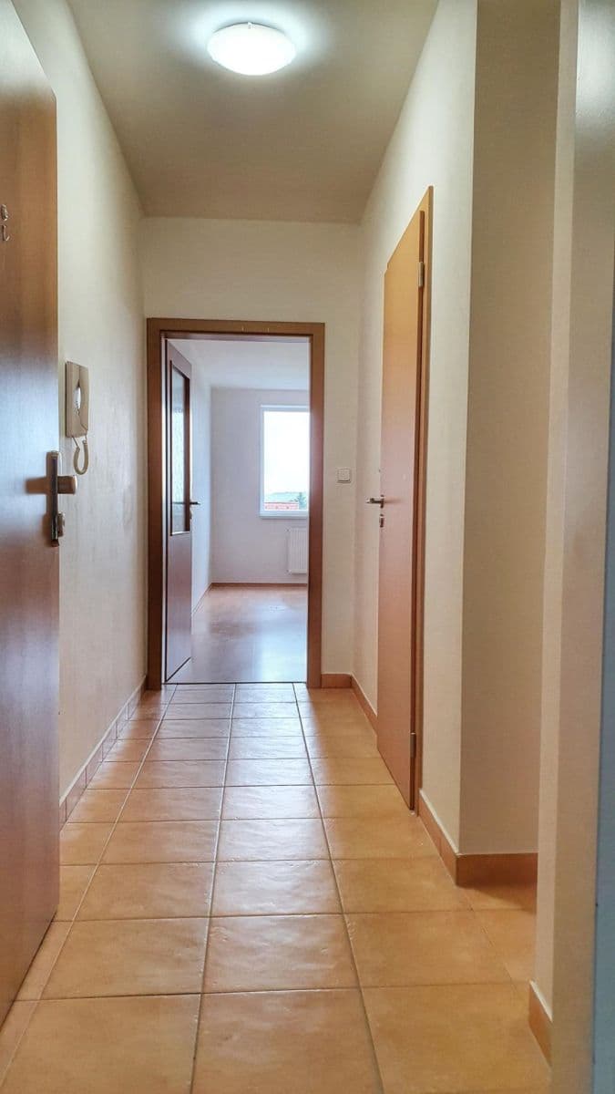 Prenájom bytu 2-izbový 38 m², Donínská, Praha, Praha Prenájom bytu 2-izbový 38 m², Donínská, Praha, Praha
