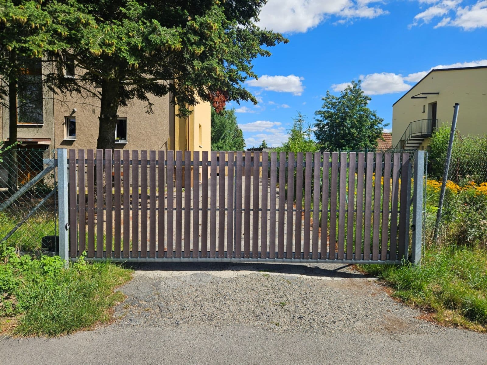 Prenájom garáže 20 m², Buštěhrad, Středočeský kraj Prenájom garáže 20 m², Buštěhrad, Středočeský kraj