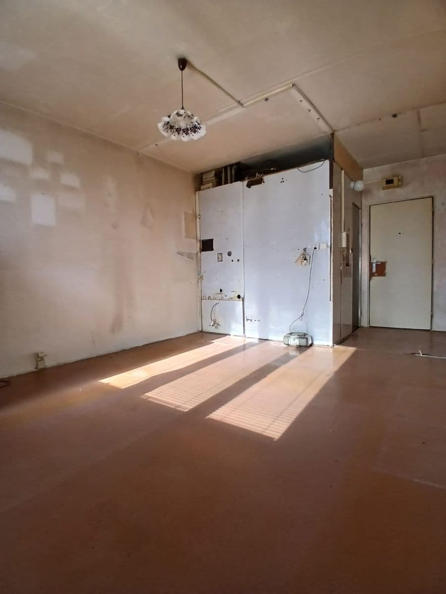 Predaj bytu Garsoniéra 20 m², U Porcelánky, Chodov, Karlovarský kraj Predaj bytu Garsoniéra 20 m², U Porcelánky, Chodov, Karlovarský kraj