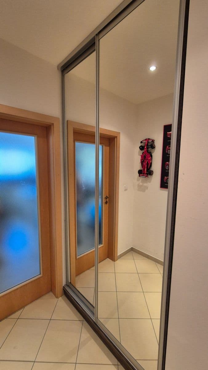 Prenájom bytu 3-izbový 60 m², Pavla Beneše, Praha, Praha Prenájom bytu 3-izbový 60 m², Pavla Beneše, Praha, Praha