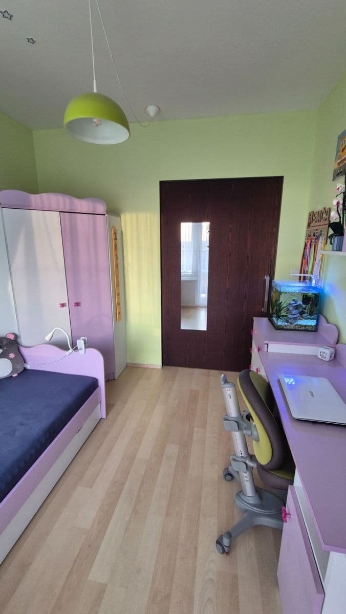 Prenájom bytu 3-izbový 60 m², Pavla Beneše, Praha, Praha Prenájom bytu 3-izbový 60 m², Pavla Beneše, Praha, Praha