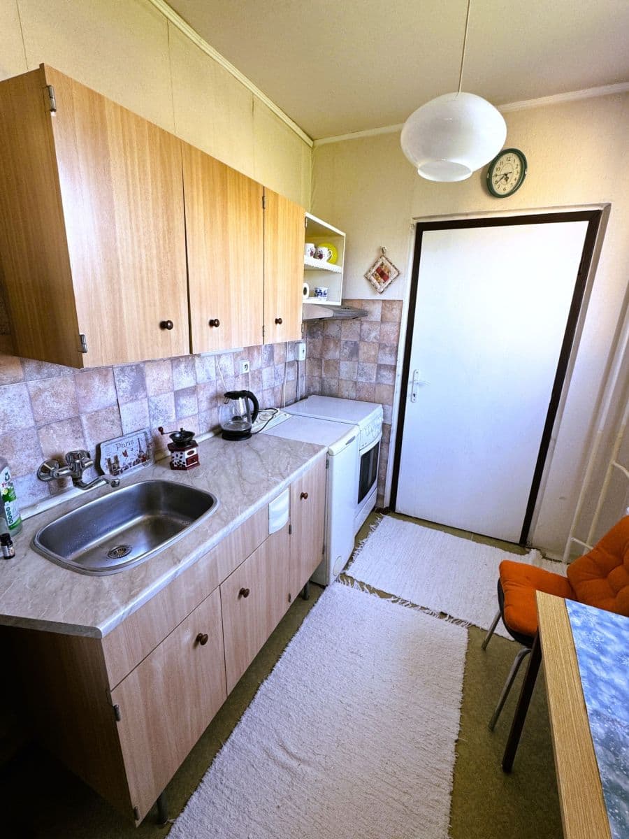 Predaj bytu 2-izbový 47 m², Kozmíkova, Praha, Praha Predaj bytu 2-izbový 47 m², Kozmíkova, Praha, Praha