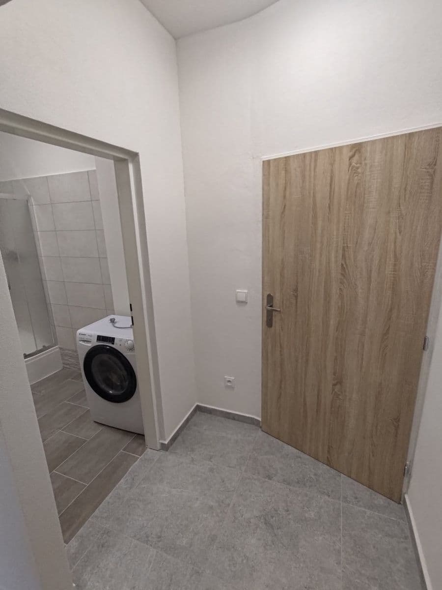Prenájom bytu 1-izbový 28 m², Špitálka, Brno, Jihomoravský kraj Prenájom bytu 1-izbový 28 m², Špitálka, Brno, Jihomoravský kraj