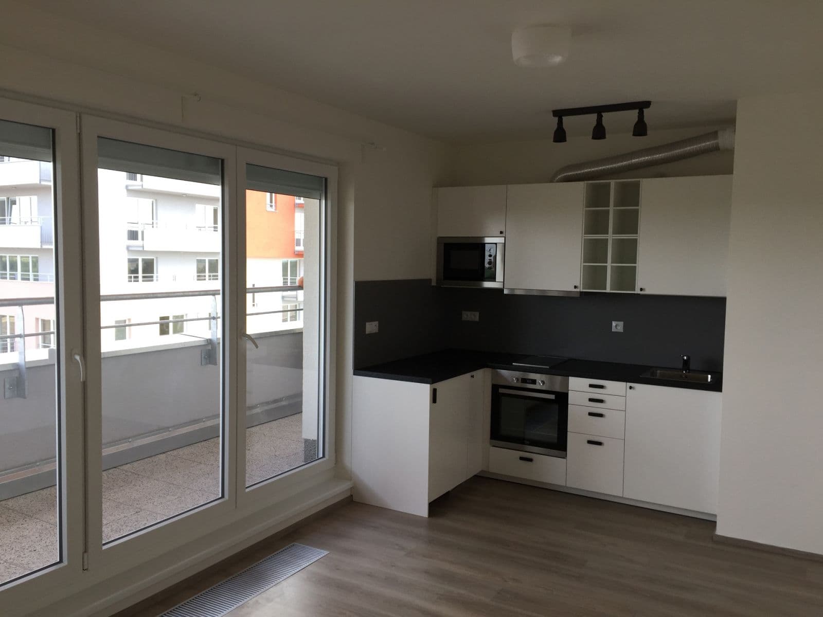 Predaj bytu 1-izbový 29 m², Hlučkova, Praha, Praha Predaj bytu 1-izbový 29 m², Hlučkova, Praha, Praha