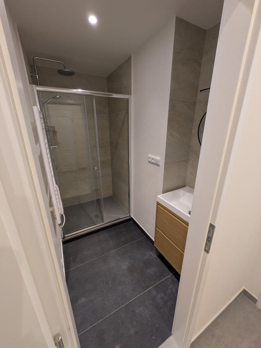 Prenájom bytu 2-izbový 50 m², Thámova, Praha, Praha Prenájom bytu 2-izbový 50 m², Thámova, Praha, Praha