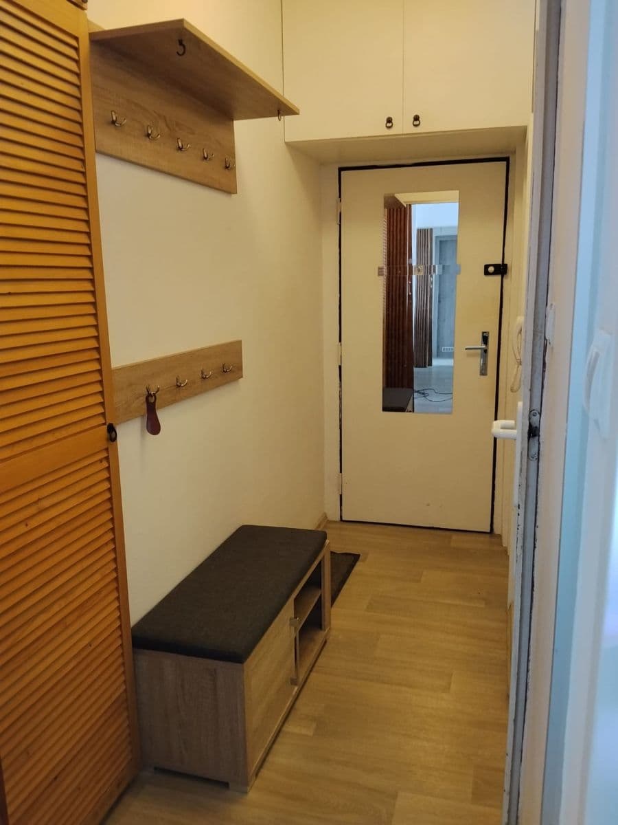 Prenájom bytu 3-izbový 69 m², Jetelová, Plzeň, Plzeňský kraj Prenájom bytu 3-izbový 69 m², Jetelová, Plzeň, Plzeňský kraj