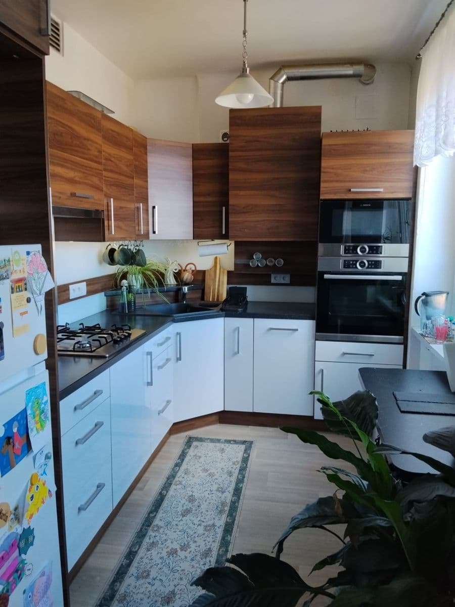 Prenájom bytu 3-izbový 69 m², Jetelová, Plzeň, Plzeňský kraj Prenájom bytu 3-izbový 69 m², Jetelová, Plzeň, Plzeňský kraj