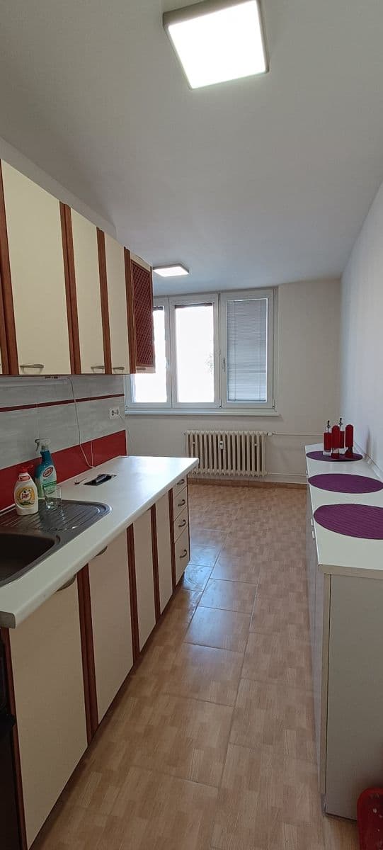Prenájom bytu 2-izbový 60 m², Letovická, Brno, Jihomoravský kraj Prenájom bytu 2-izbový 60 m², Letovická, Brno, Jihomoravský kraj