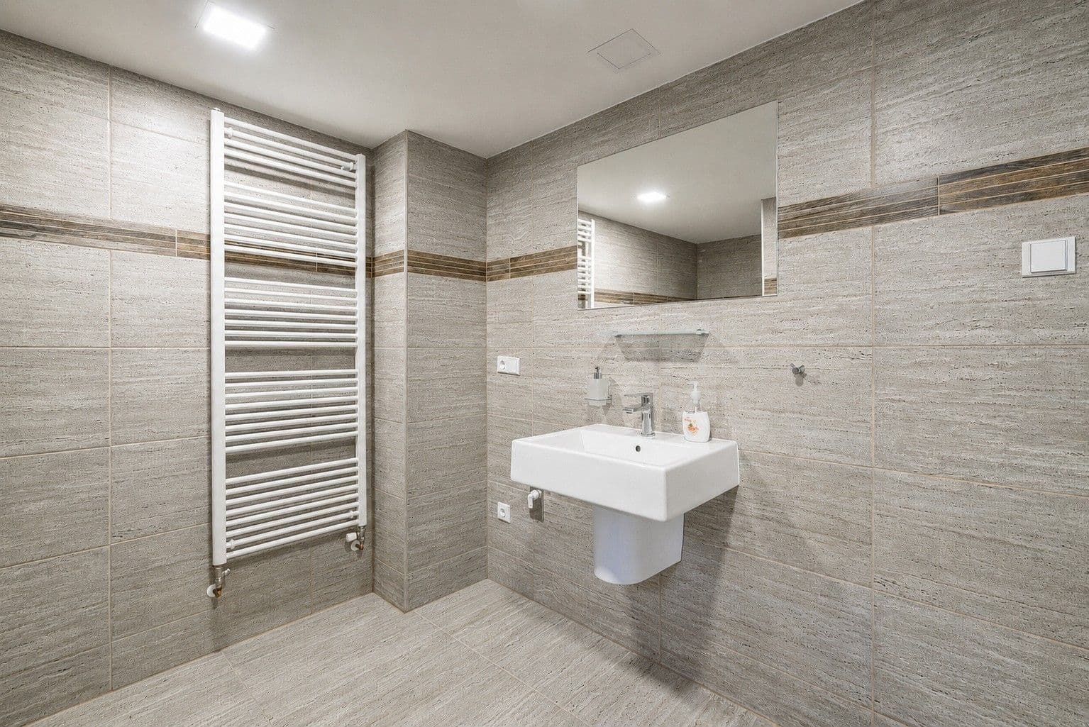 Predaj domu 149 m², pozemok 285 m², Hlavní, Hlohovec, Jihomoravský kraj Predaj domu 149 m², pozemok 285 m², Hlavní, Hlohovec, Jihomoravský kraj
