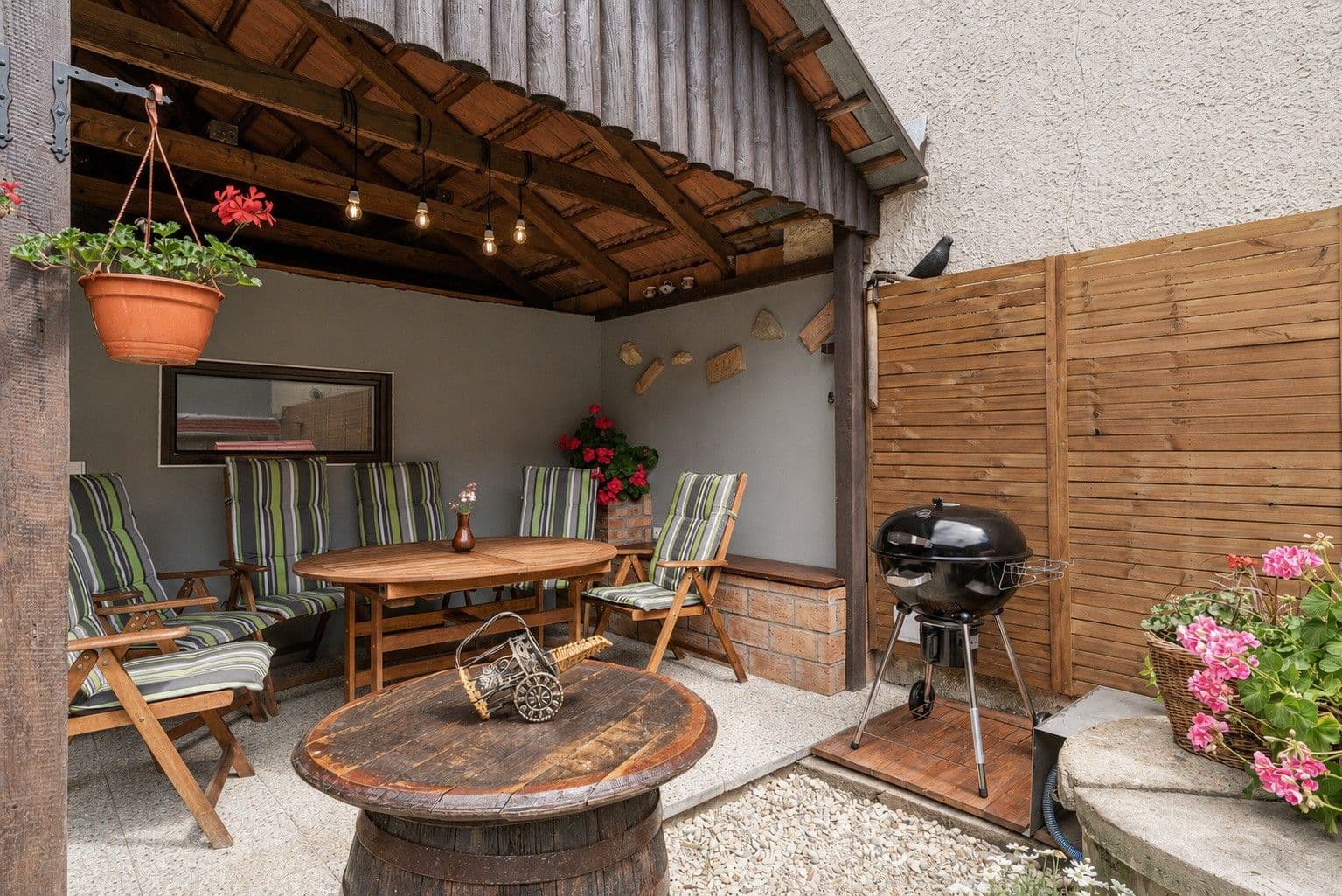 Predaj domu 149 m², pozemok 285 m², Hlavní, Hlohovec, Jihomoravský kraj Predaj domu 149 m², pozemok 285 m², Hlavní, Hlohovec, Jihomoravský kraj