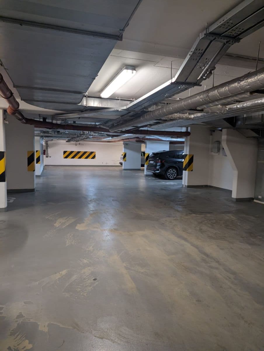 Prenájom bytu 2-izbový 52 m², Názovská, Praha, Praha Prenájom bytu 2-izbový 52 m², Názovská, Praha, Praha