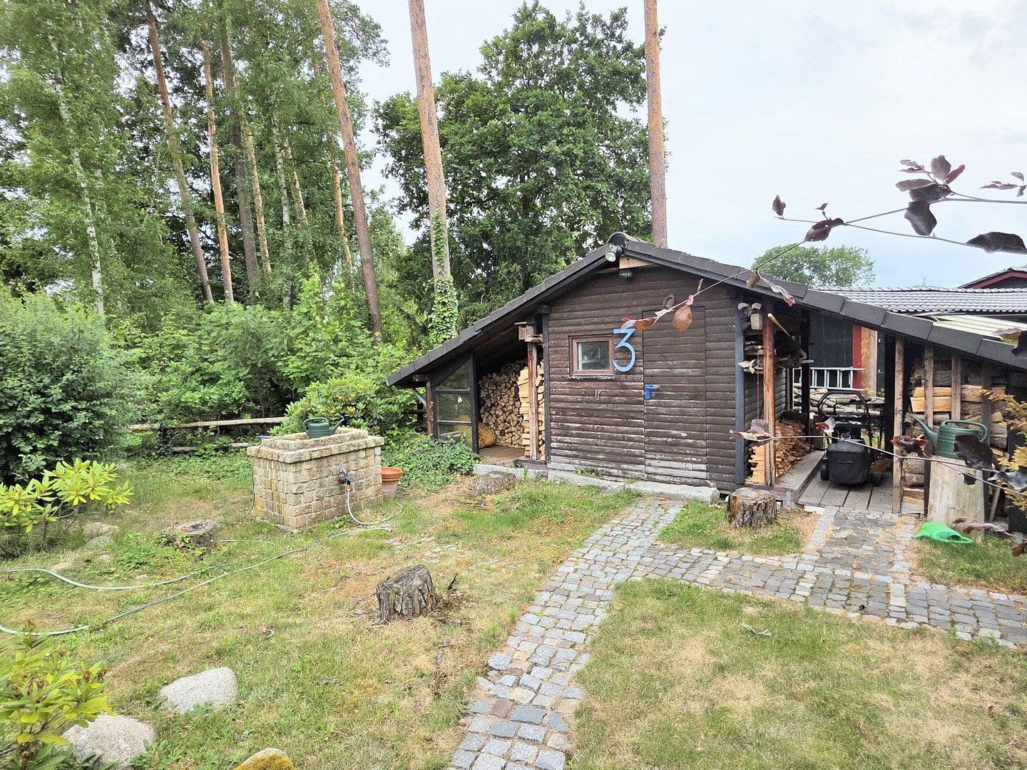 Predaj domu 125 m², pozemok 1.100 m², Bleckede, Dolné Sasko Predaj domu 125 m², pozemok 1.100 m², Bleckede, Dolné Sasko