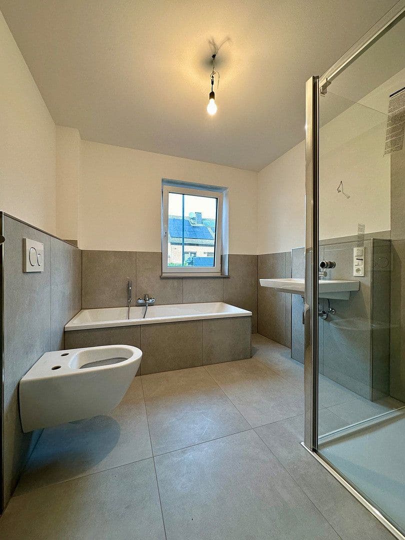 Predaj bytu 3-izbový 116 m², Buchenstraße 39, Düsseldorf, Severné Porýnie - Westfálsko Predaj bytu 3-izbový 116 m², Buchenstraße 39, Düsseldorf, Severné Porýnie - Westfálsko