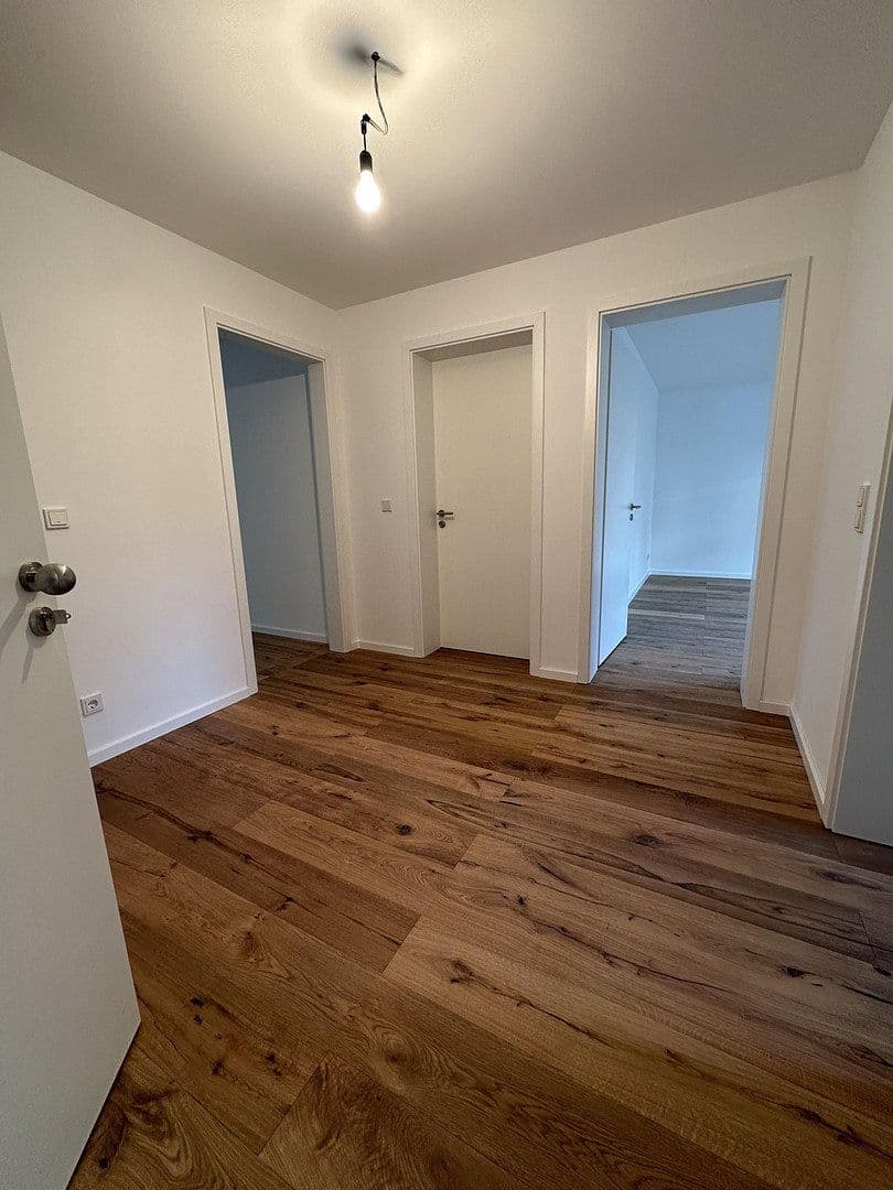 Prenájom bytu 3-izbový 109 m², Buchenstraße 39, Düsseldorf, Severné Porýnie - Westfálsko Prenájom bytu 3-izbový 109 m², Buchenstraße 39, Düsseldorf, Severné Porýnie - Westfálsko