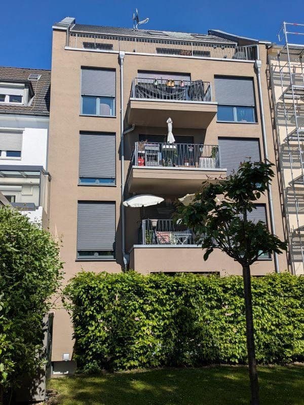 Prenájom bytu 3-izbový 80 m², Köln, Severné Porýnie - Westfálsko Prenájom bytu 3-izbový 80 m², Köln, Severné Porýnie - Westfálsko