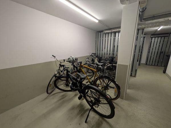 Prenájom bytu 3-izbový 80 m², Köln, Severné Porýnie - Westfálsko Prenájom bytu 3-izbový 80 m², Köln, Severné Porýnie - Westfálsko