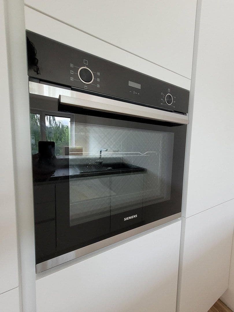 Prenájom bytu 3-izbový 80 m², Köln, Severné Porýnie - Westfálsko Prenájom bytu 3-izbový 80 m², Köln, Severné Porýnie - Westfálsko