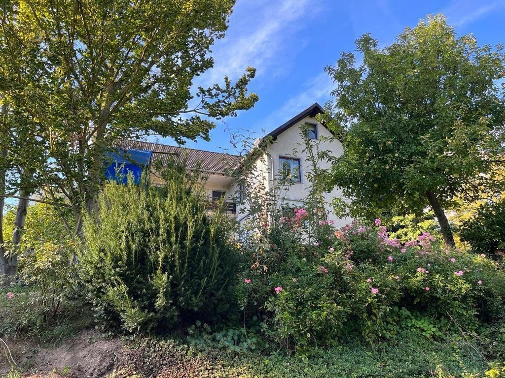 Predaj domu 240 m², pozemok 744 m², Elze, Dolné Sasko Predaj domu 240 m², pozemok 744 m², Elze, Dolné Sasko