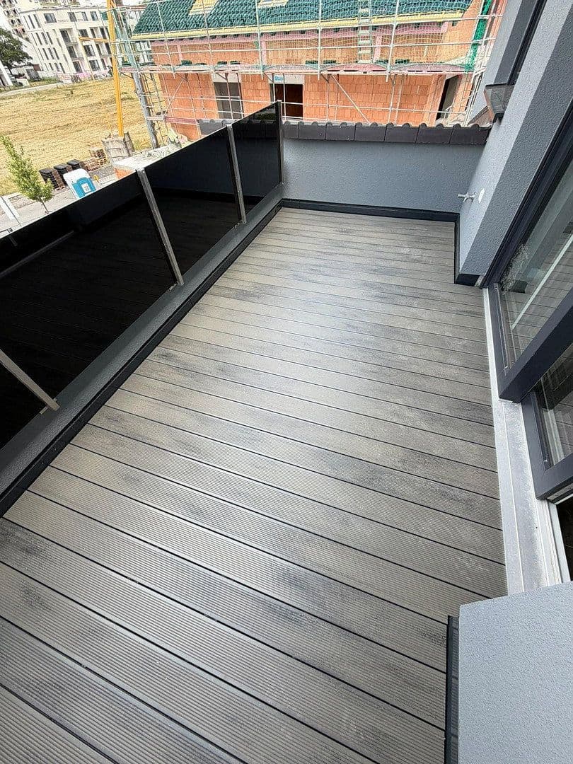 Prenájom bytu 4-izbový 105 m², Rodenbach, Hesensko Prenájom bytu 4-izbový 105 m², Rodenbach, Hesensko