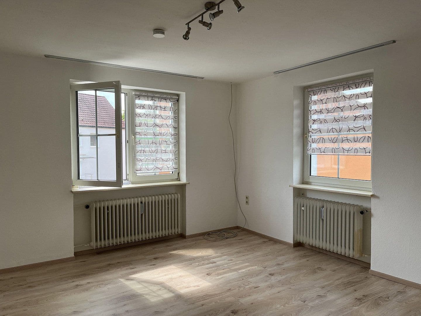 Prenájom bytu 1-izbový 33 m², Schloßweg 3, Bodenwöhr, Bavorsko Prenájom bytu 1-izbový 33 m², Schloßweg 3, Bodenwöhr, Bavorsko