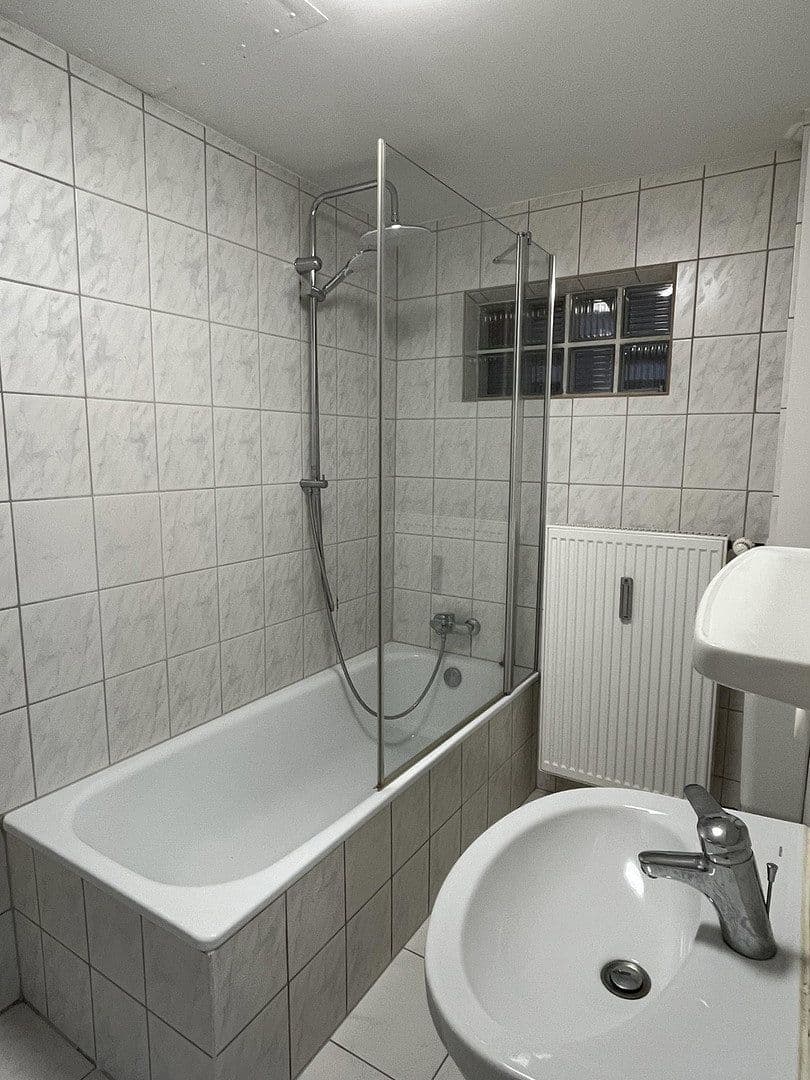 Prenájom bytu 1-izbový 33 m², Schloßweg 3, Bodenwöhr, Bavorsko Prenájom bytu 1-izbový 33 m², Schloßweg 3, Bodenwöhr, Bavorsko