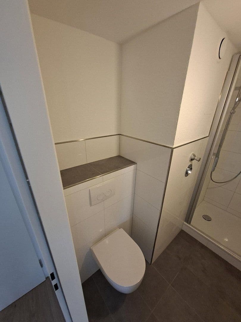 Prenájom bytu 1-izbový 30 m², Hauptstr. 48, Solingen, Severné Porýnie - Westfálsko Prenájom bytu 1-izbový 30 m², Hauptstr. 48, Solingen, Severné Porýnie - Westfálsko