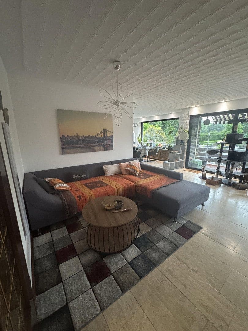 Prenájom bytu 3-izbový 120 m², Gladbacher Str. 99b, Viersen, Severné Porýnie - Westfálsko Prenájom bytu 3-izbový 120 m², Gladbacher Str. 99b, Viersen, Severné Porýnie - Westfálsko