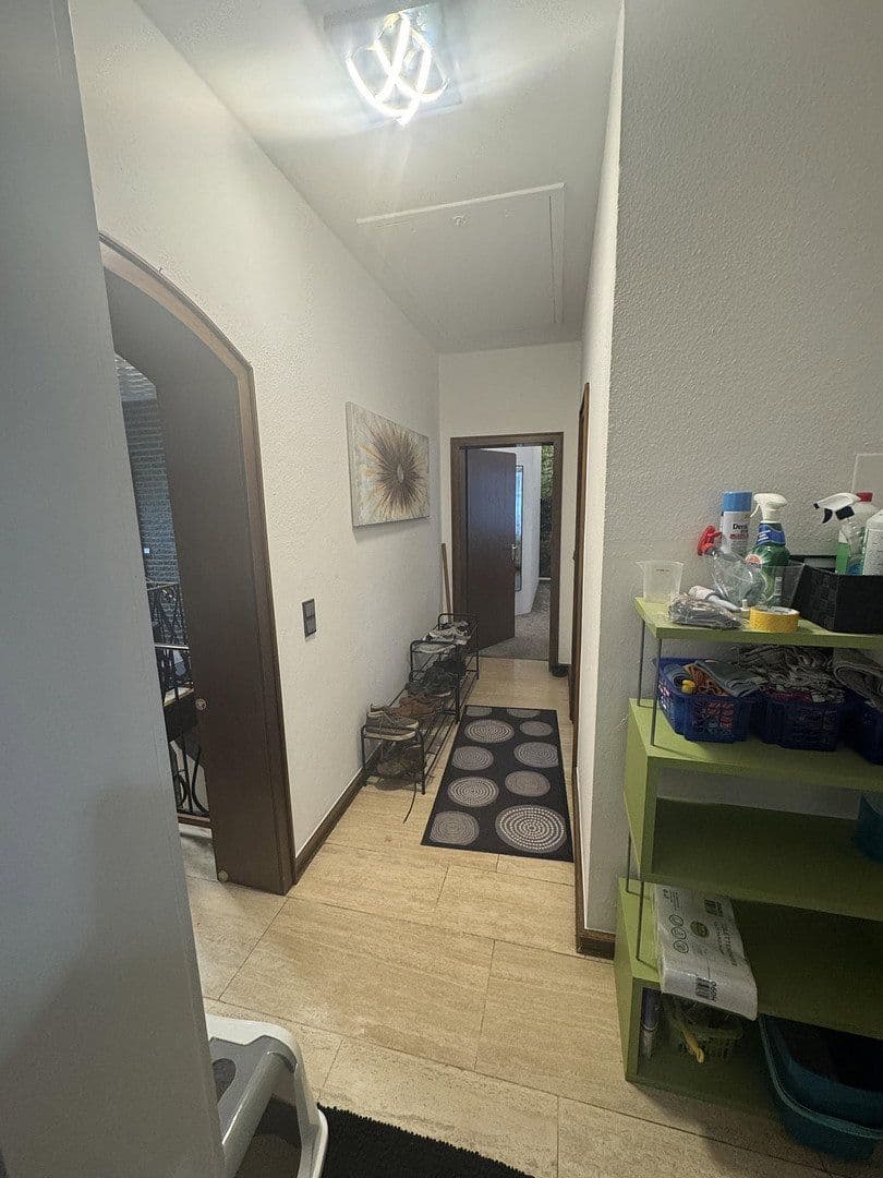 Prenájom bytu 3-izbový 120 m², Gladbacher Str. 99b, Viersen, Severné Porýnie - Westfálsko Prenájom bytu 3-izbový 120 m², Gladbacher Str. 99b, Viersen, Severné Porýnie - Westfálsko