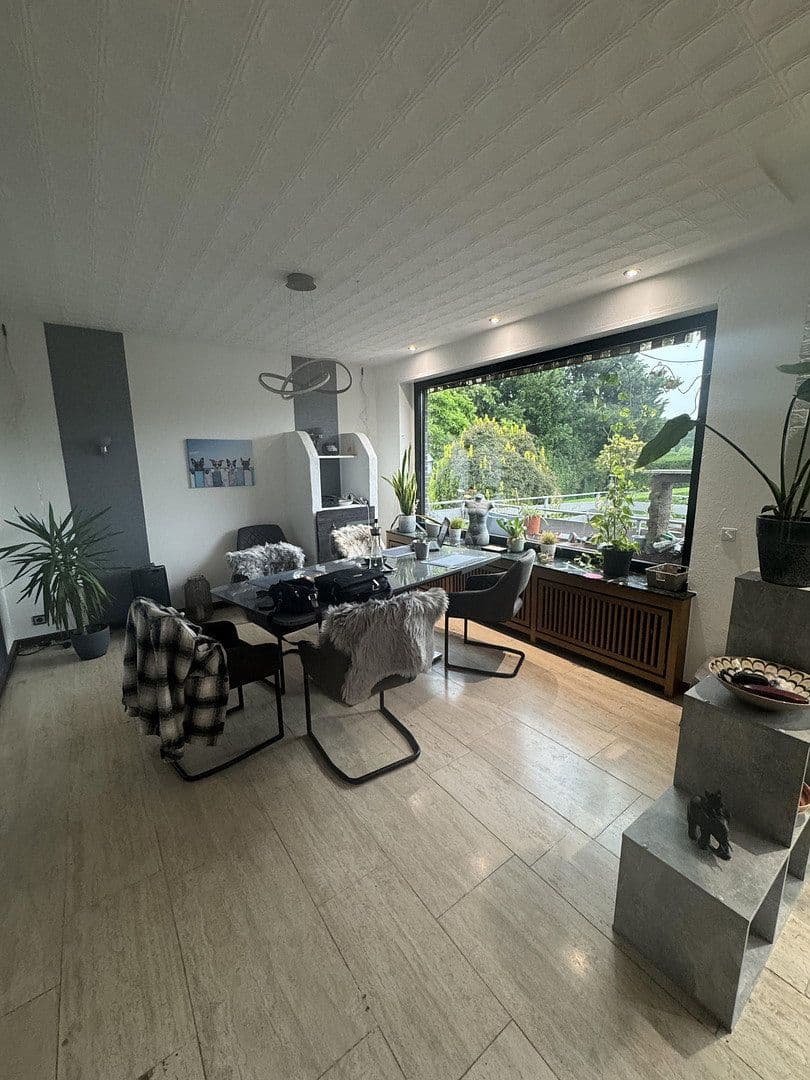 Prenájom bytu 3-izbový 120 m², Gladbacher Str. 99b, Viersen, Severné Porýnie - Westfálsko Prenájom bytu 3-izbový 120 m², Gladbacher Str. 99b, Viersen, Severné Porýnie - Westfálsko