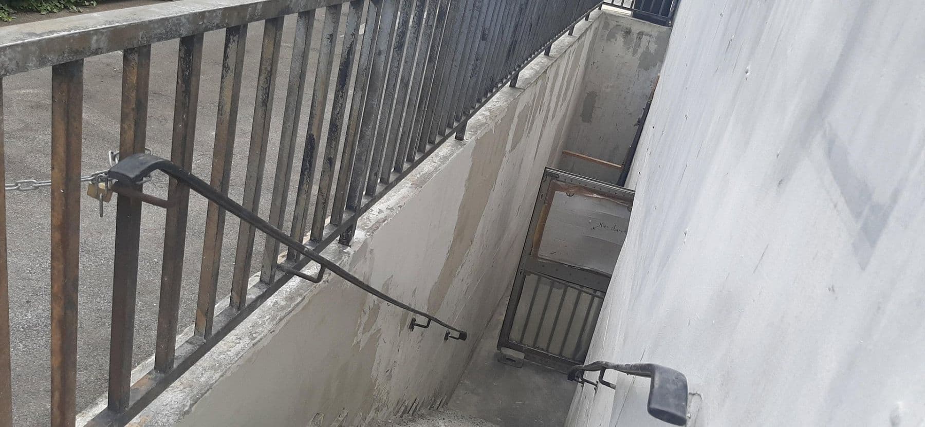Prenájom nebytového priestoru 250 m², Bochum, Severné Porýnie - Westfálsko Prenájom nebytového priestoru 250 m², Bochum, Severné Porýnie - Westfálsko