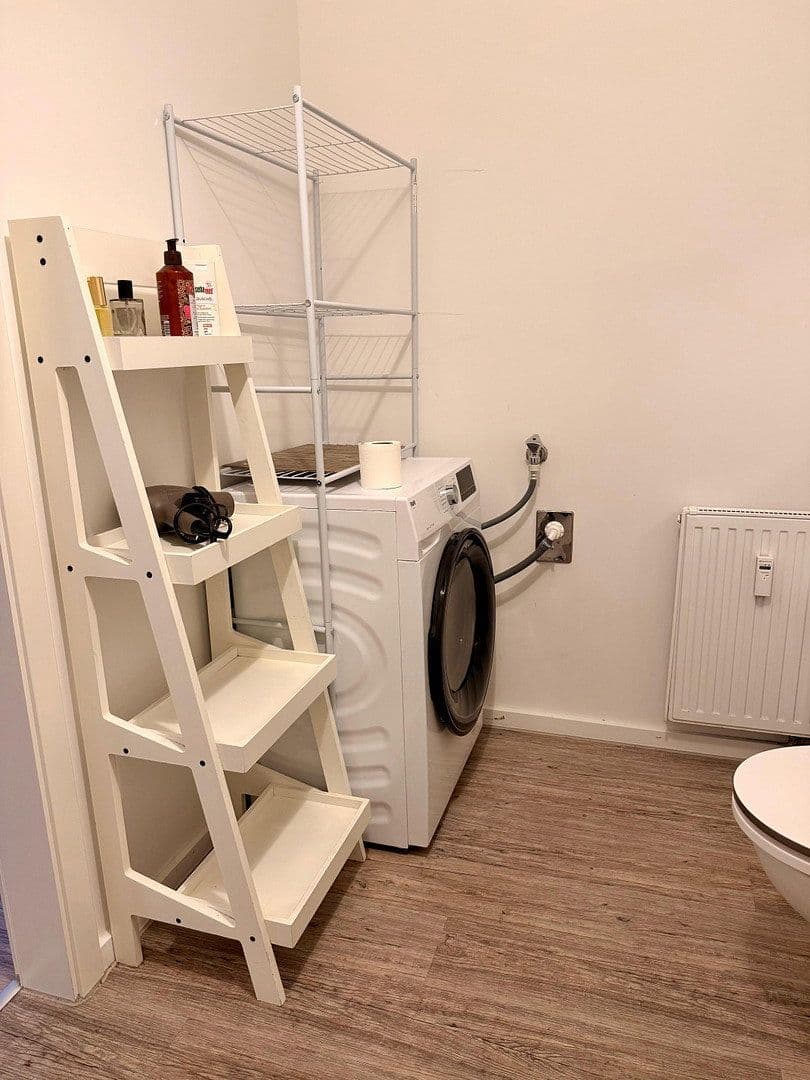 Prenájom bytu 2-izbový 60 m², Willestraße 7b, Berlin, Berlín Prenájom bytu 2-izbový 60 m², Willestraße 7b, Berlin, Berlín