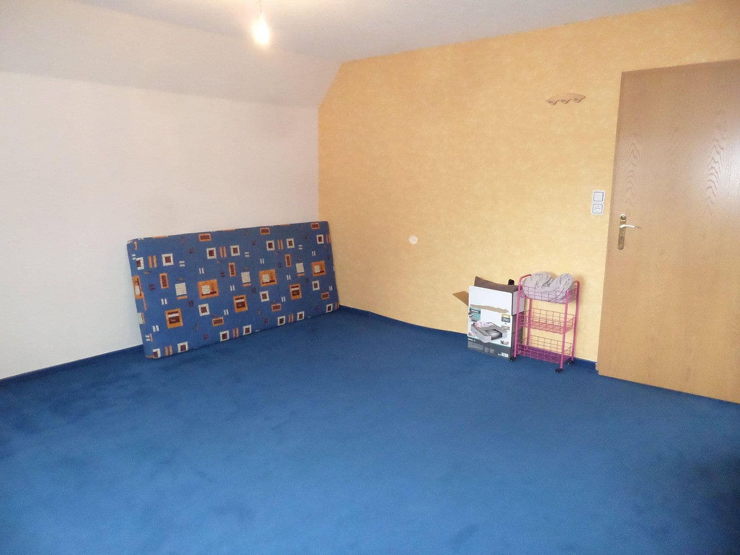 Predaj domu 160 m², pozemok 879 m², Schwarzheide, Brandenbursko Predaj domu 160 m², pozemok 879 m², Schwarzheide, Brandenbursko