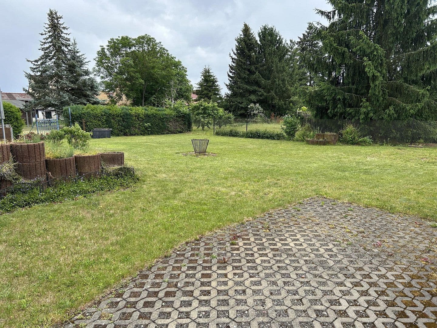 Predaj domu 160 m², pozemok 879 m², Schwarzheide, Brandenbursko Predaj domu 160 m², pozemok 879 m², Schwarzheide, Brandenbursko
